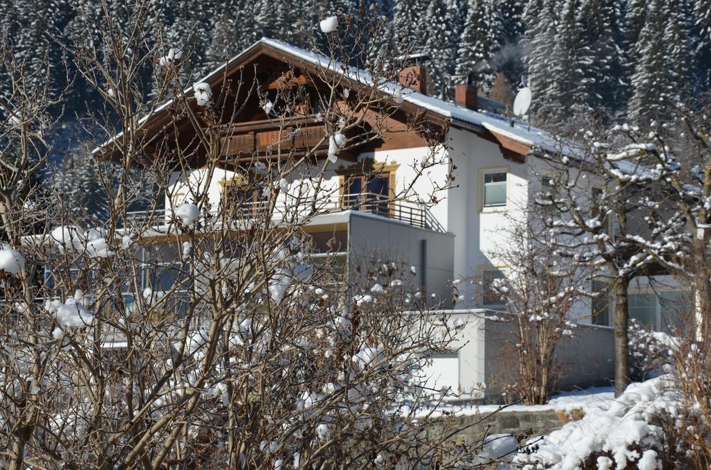 Pension Tina Neustift im Stubaital Buitenkant foto