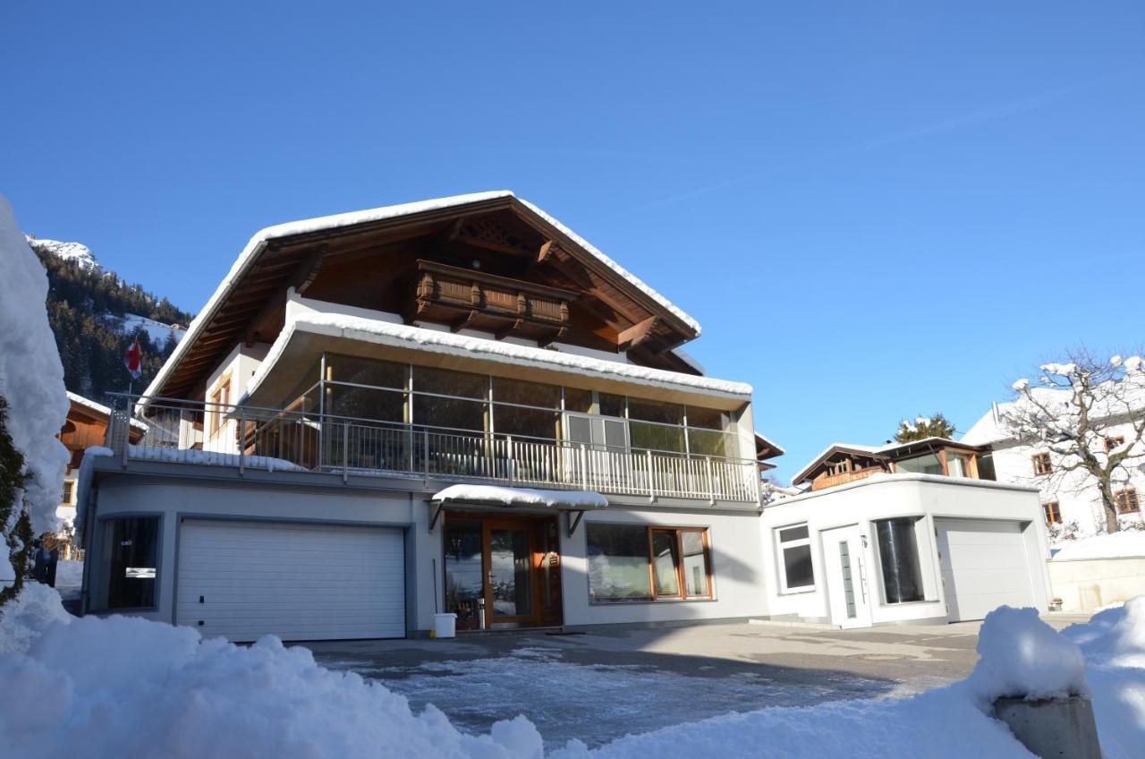 Pension Tina Neustift im Stubaital Buitenkant foto
